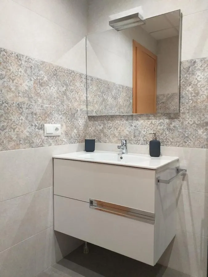 East Wind Apartment Deltebre 0*,